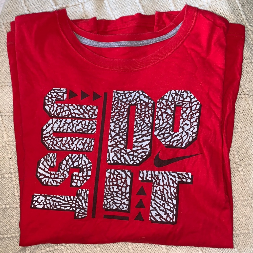 Nike T-Shirt